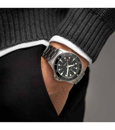 Hamilton Khaki Navy H82515130 Erkek Kol Saati