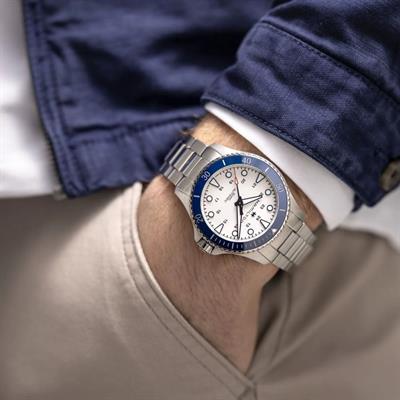 Hamilton Khaki Navy Scuba Auto H82505150 Erkek Saati