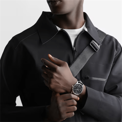 Longines Conquest Heritage Central Power Reserve Erkek Saati L1.648.4.52.2