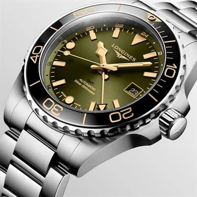 Longines HydroConquest GMT 41 mm L3.790.4.06.6 Automatic Erkek Saati