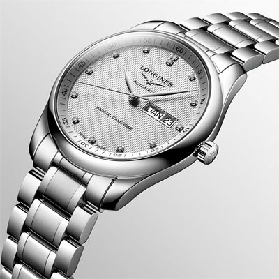 Longines Master Collection 40mm Annual Calendar Automatic Erkek Saati L2.910.4.77.6