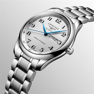 Longines Master Collection 40mm Annual Calendar Automatic L2.910.4.78.6 Erkek Saati