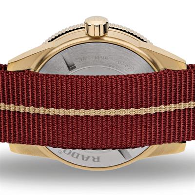 Rado Captain Cook Bronze R32504407 Erkek Saati