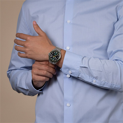 Rado Hyperchrome 41.5mm Erkek Kol Saati R32280313