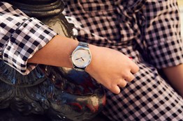 Swatch Irony SYXS117M SkinSand Bayan Saati