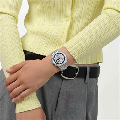 Swatch Midnight in the Mirror YVS539G Unisex Kol Saati