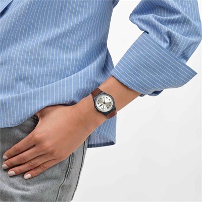 Swatch Shadow Stitch SO28B710 Unisex Kol Saati