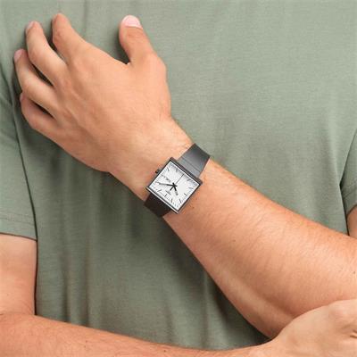Swatch SO34B700 Kol Saati