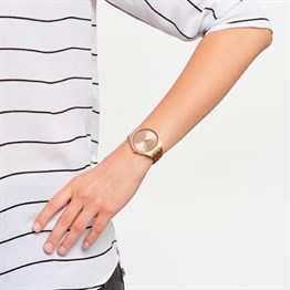 Swatch SYXG115 Brown Quilted Kadın Saati
