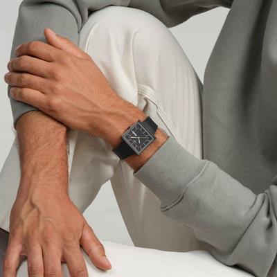 Swatch WHAT IF...BLACKAGAIN? SO34B701 Unisex Kol Saati