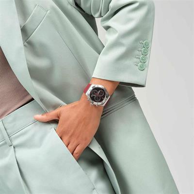 Swatch YVS524 Crimson Carbonic Erkek Kol Saati