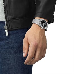 Tissot PRX T137.410.11.051.00 Erkek Saati