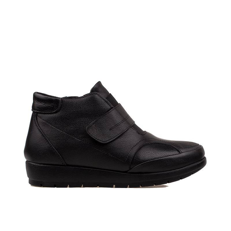Trend AdımlarTrend Adımlar Siyah Lastikli Kadın Comfort Casual Bot