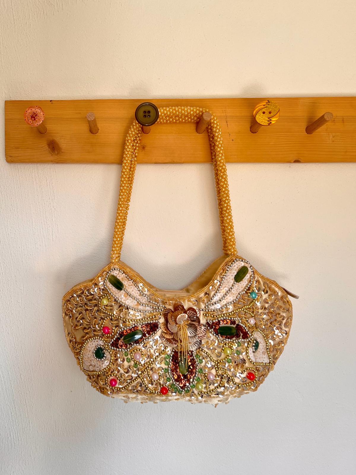 00s Boncuk İşlemeli Nadir Çanta