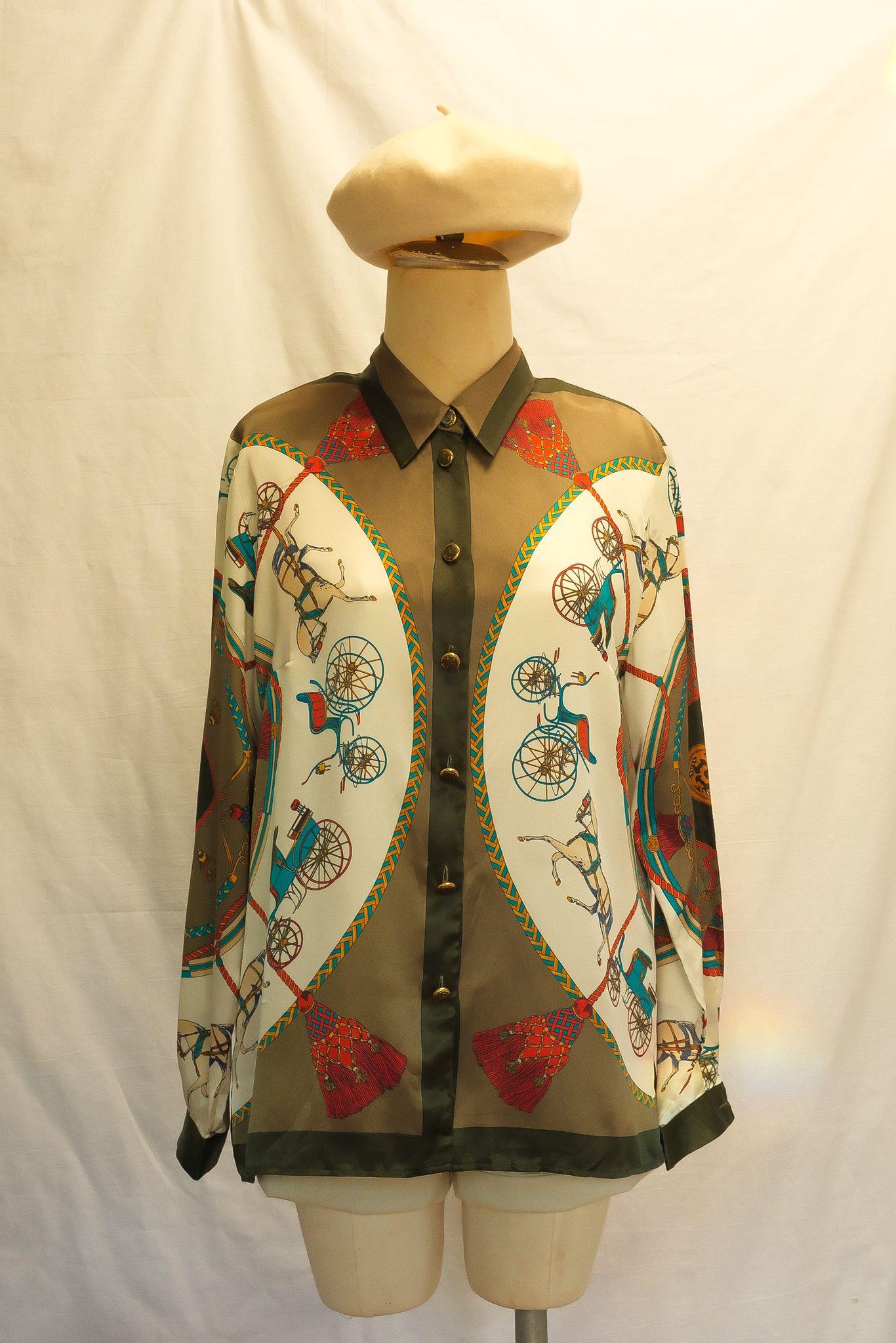 At Desenli Saten Gömlek