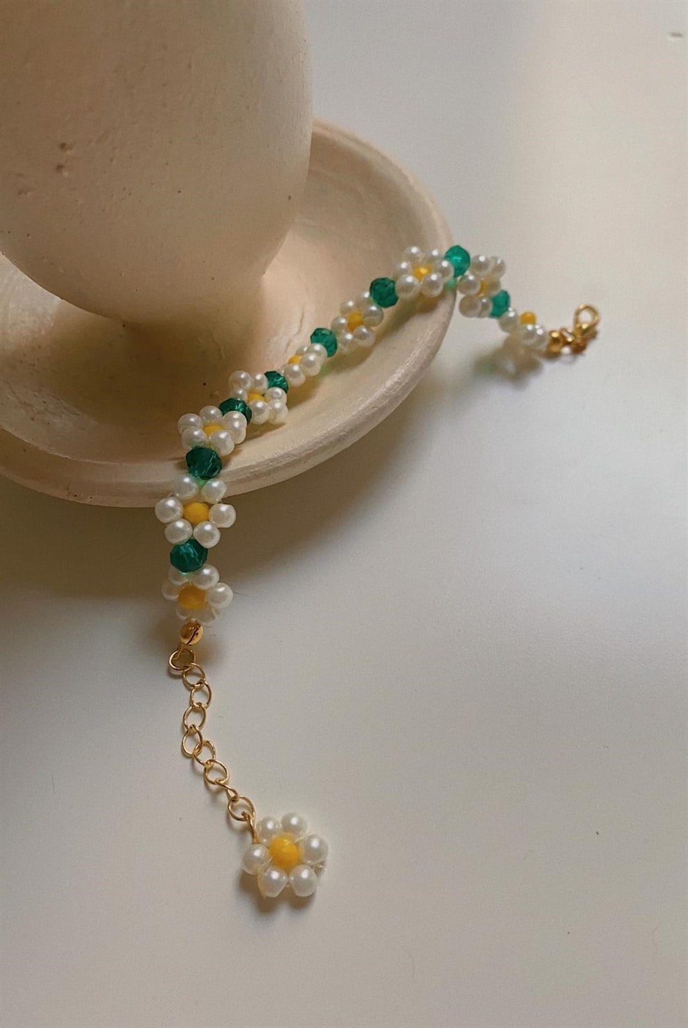 El Yapımı Yeşil Papatya Bileklik