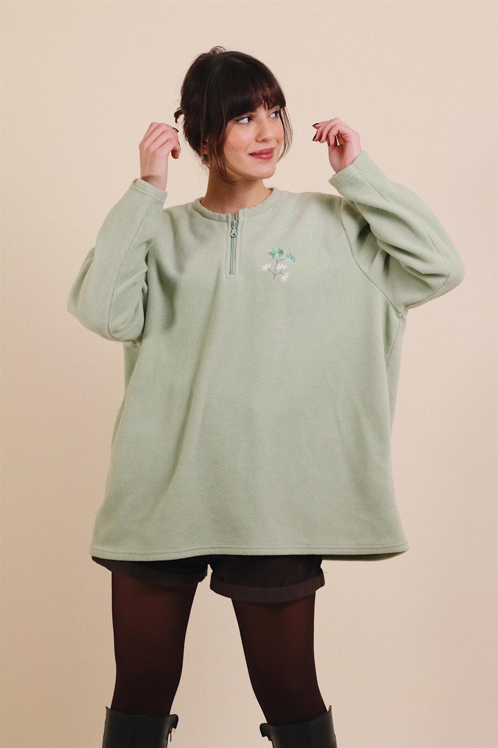 İşlemeli Yeşil Polar Sweat