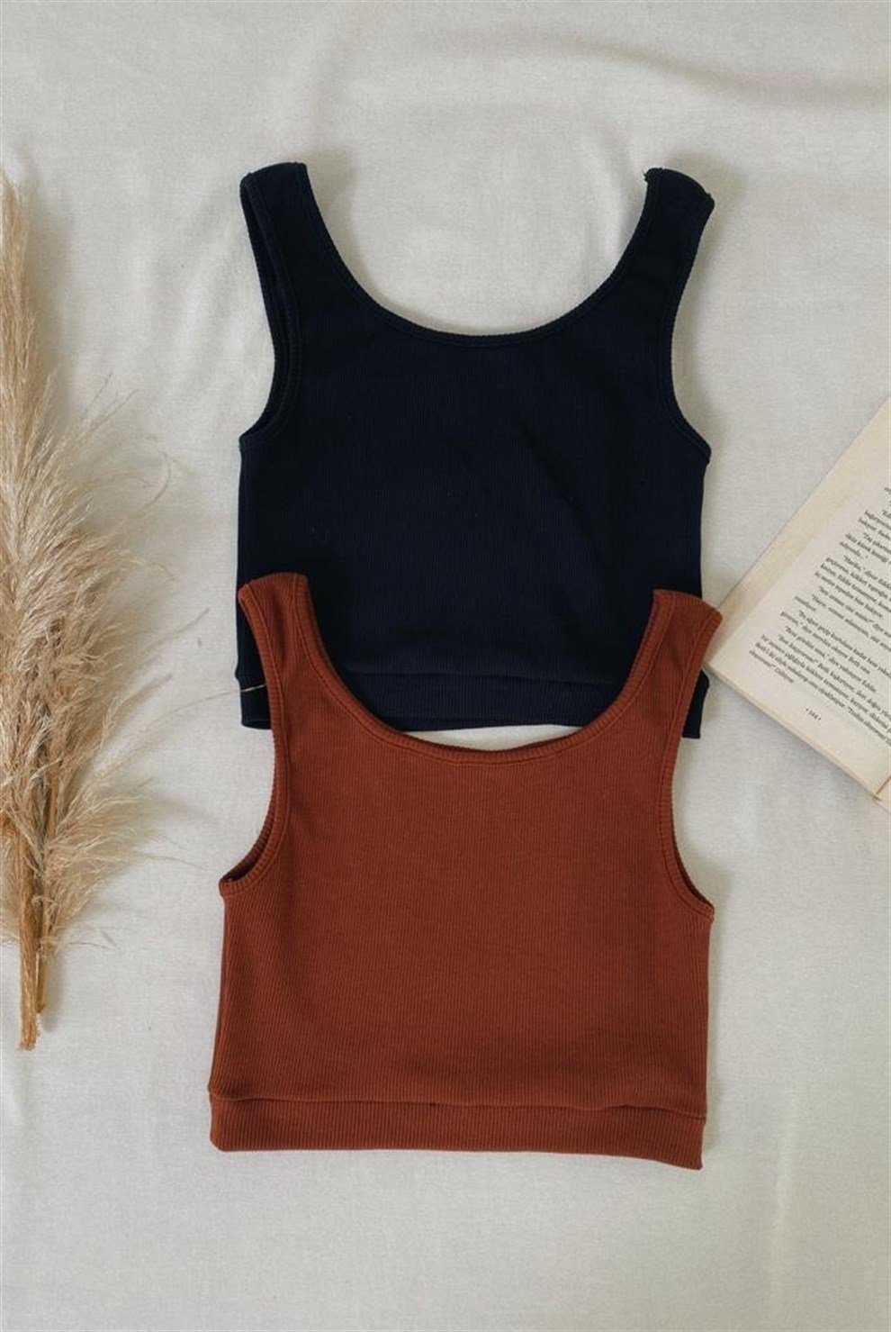 Siyah Crop Bluz