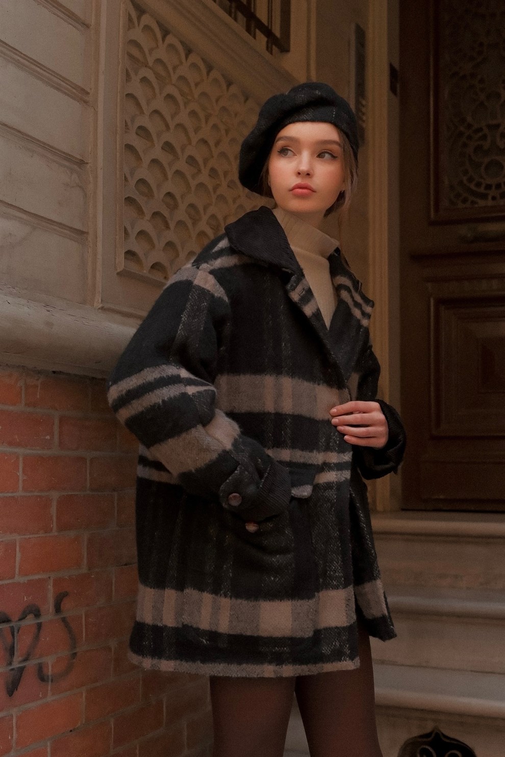 Siyah Hallstatt Yün Kaban