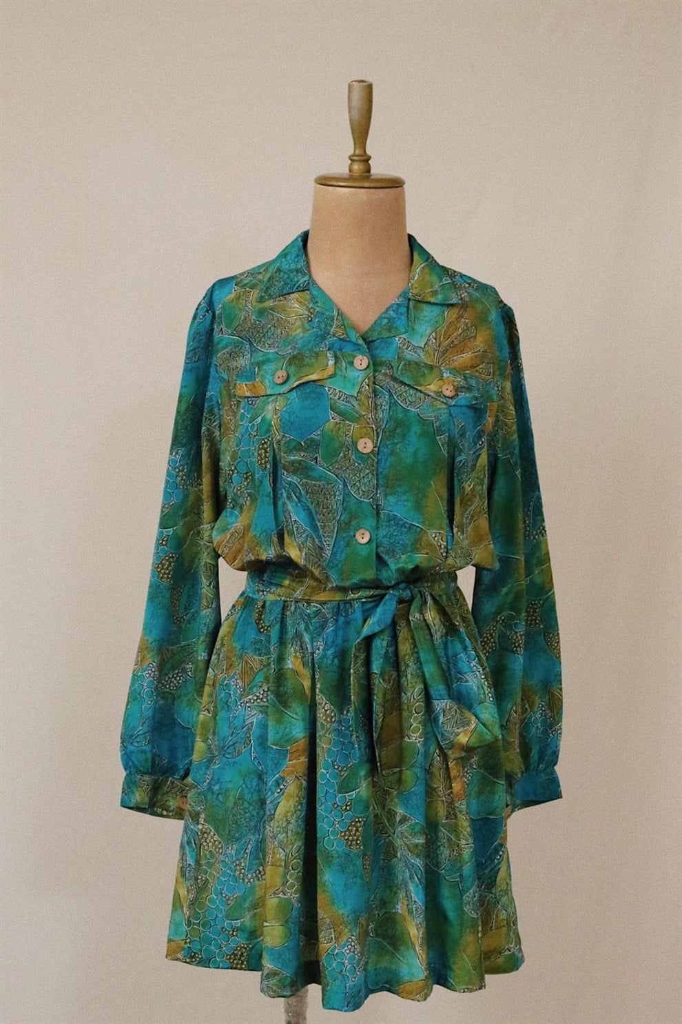 Yeşik Kuşaklı Elbise