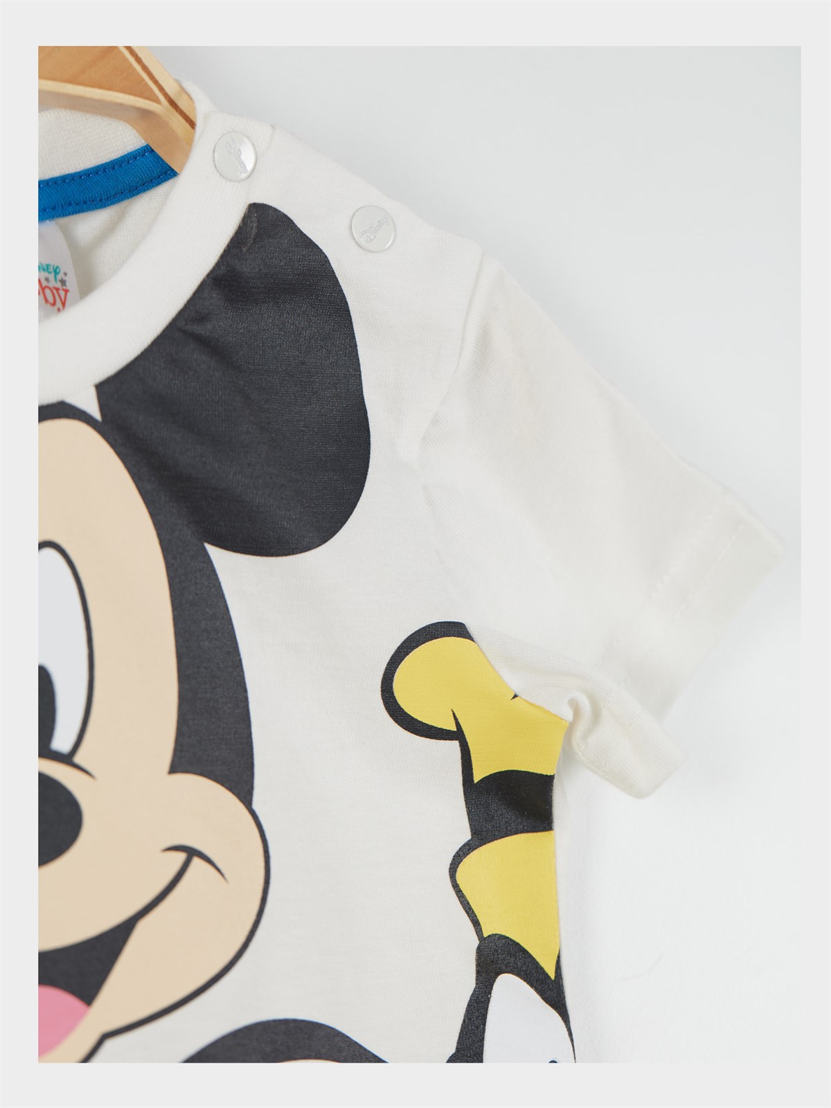 Disney Mickey Mouse Lisanslı Erkek Bebek Tişört ve Şort 2'li Takım 20888