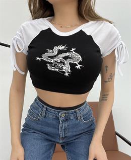 Kadın Beyaz Baskılı Kolu Detaylı Influencer Ejder Crop T-shirt