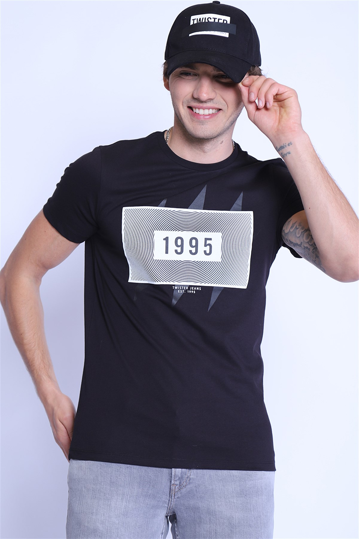 Erkek Slim Fit  Bisiklet Yaka Tshirt Ets 2069 SIYAHErkek Slim Fit  Bisiklet Yaka Tshirt Ets 2069 SIYAH