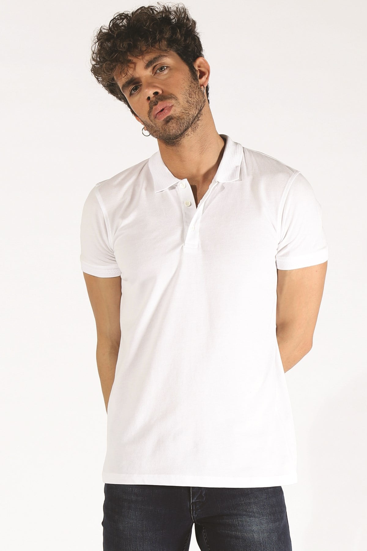 ERKEK SLIM FIT ETS 1821 BB BEYAZERKEK SLIM FIT ETS 1821 BB BEYAZ