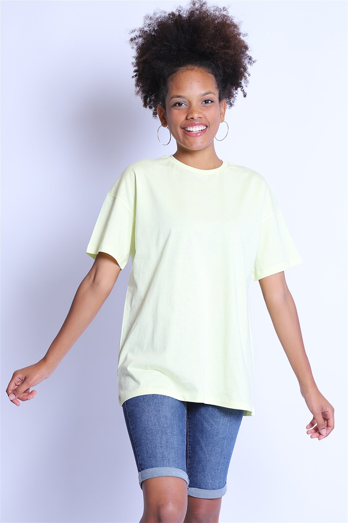 Kadın Oversize  Bisiklet Yaka Tshirt Bts 1008 SARIKadın Oversize  Bisiklet Yaka Tshirt Bts 1008 SARI