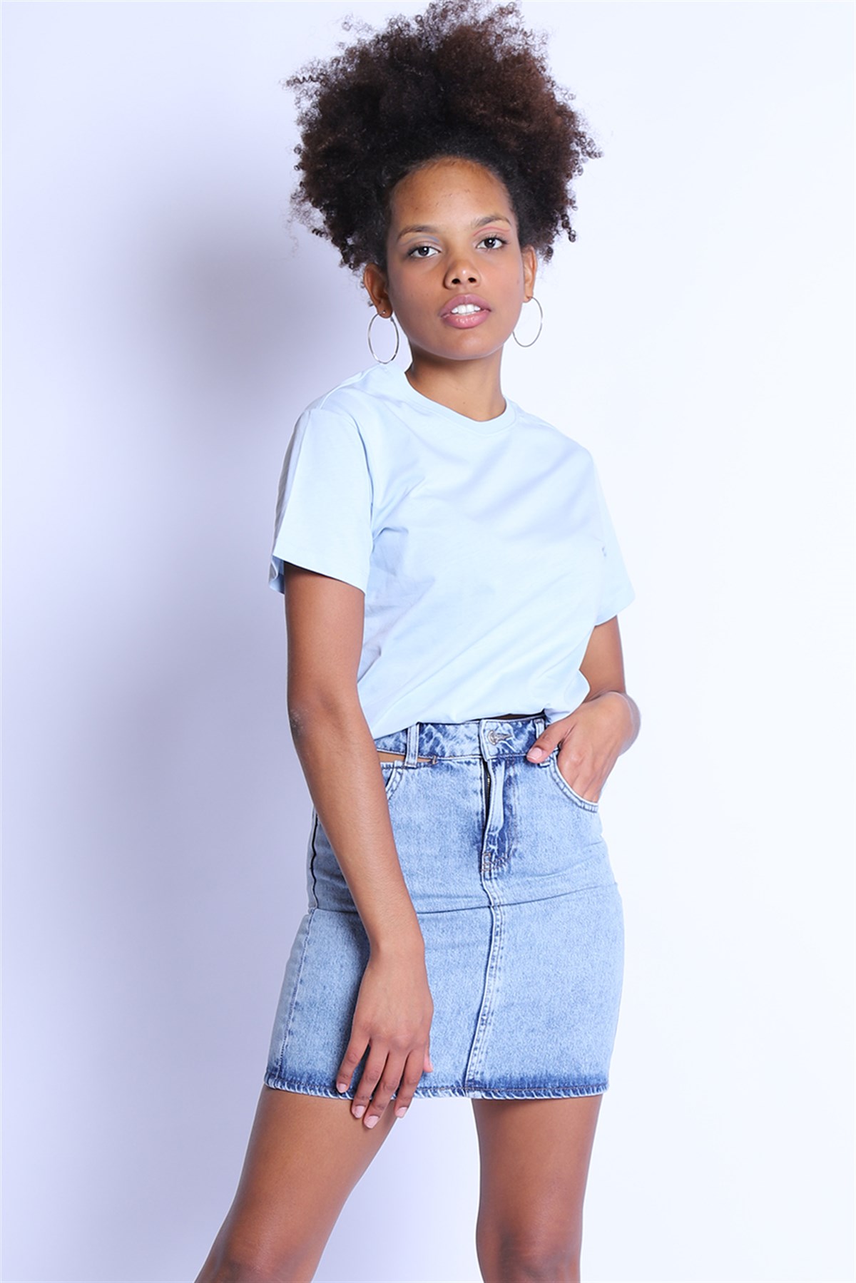 Kadın Regular Fit  Bisiklet Yaka Tshirt Bts 1009 A.MAVIKadın Regular Fit  Bisiklet Yaka Tshirt Bts 1009 A.MAVI