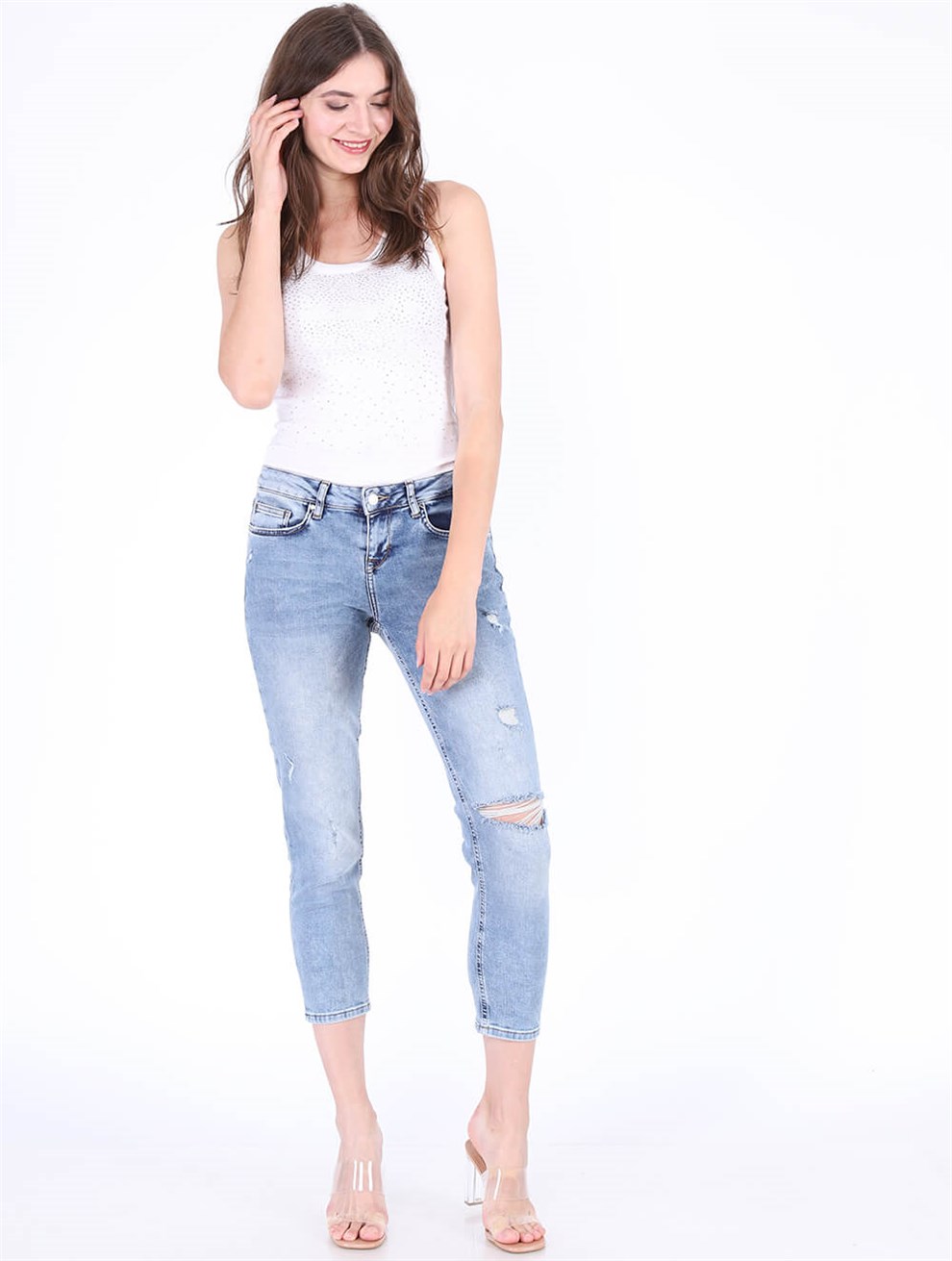 TYRA 9318-02 (T) 02TYRA 9318-02 (T) 02