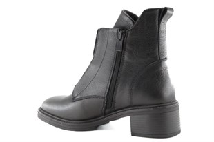 CASTLE BLACK 11032 Hakiki Deri Siyah Kadın Bot