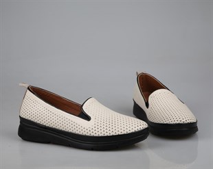 CASTLE BLACK 24570 Hakiki Deri Ortopedik Bej Kadın Günlük Anne Ayakkabısı