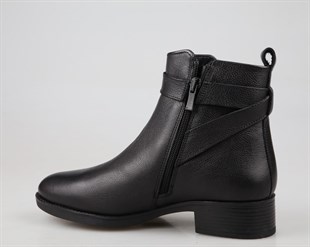 CASTLE BLACK 3202-1 Hakiki Deri Siyah Kadın Bot