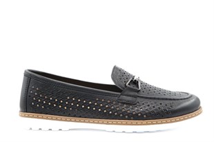 CASTLE BLACK 42291 Hakiki Deri Siyah Kadın Günlük Anne Ayakkabısı