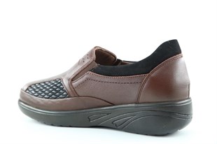 CASTLE BLACK 42631 Hakiki Deri Ortopedik Kahve Kadın Günlük Anne Ayakkabısı