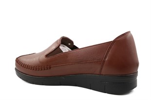 CASTLE BLACK 42664 Hakiki Deri Taba Kadın Günlük Anne Ayakkabısı