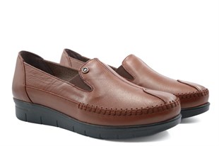 CASTLE BLACK 42664 Hakiki Deri Taba Kadın Günlük Anne Ayakkabısı