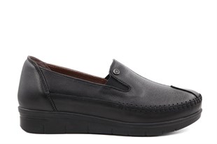 CASTLE BLACK 42664 Hakiki Deri Siyah Kadın Günlük Anne Ayakkabısı