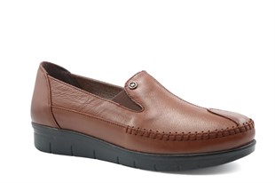 CASTLE BLACK 42664 Hakiki Deri Taba Kadın Günlük Anne Ayakkabısı