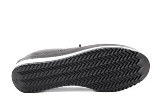 CASTLE BLACK 42731 Hakiki Deri Siyah Kadın Günlük Anne Ayakkabısı