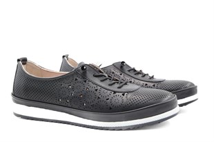 CASTLE BLACK 42731 Hakiki Deri Siyah Kadın Günlük Anne Ayakkabısı