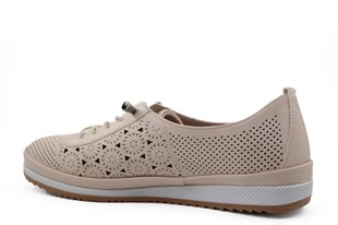 CASTLE BLACK 42731 Hakiki Deri Bej Kadın Günlük Anne Ayakkabısı