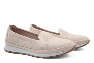 CASTLE BLACK 42738 Hakiki Deri Bej Kadın Günlük Anne Ayakkabısı