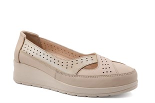 CASTLE BLACK 42765 Hakiki Deri Bej Kadın Günlük Anne Ayakkabısı