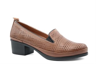 CASTLE BLACK 45101 Hakiki Deri Ceviz Kadın Günlük Anne Ayakkabısı