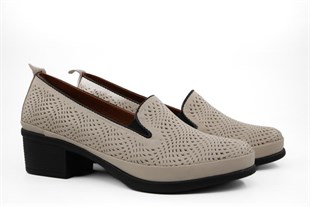 CASTLE BLACK 45101 Hakiki Deri Bej Kadın Günlük Anne Ayakkabısı