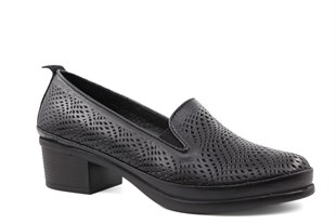 CASTLE BLACK 45101 Hakiki Deri Siyah Kadın Günlük Anne Ayakkabısı