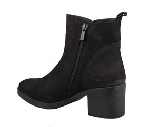 CASTLE BLACK 92163 Hakiki Deri Siyah Suet Kadın Bot
