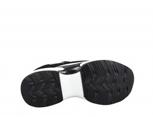 GUJA 24k300-2 Dolgu Topuk Siyah Kadın Sneakers